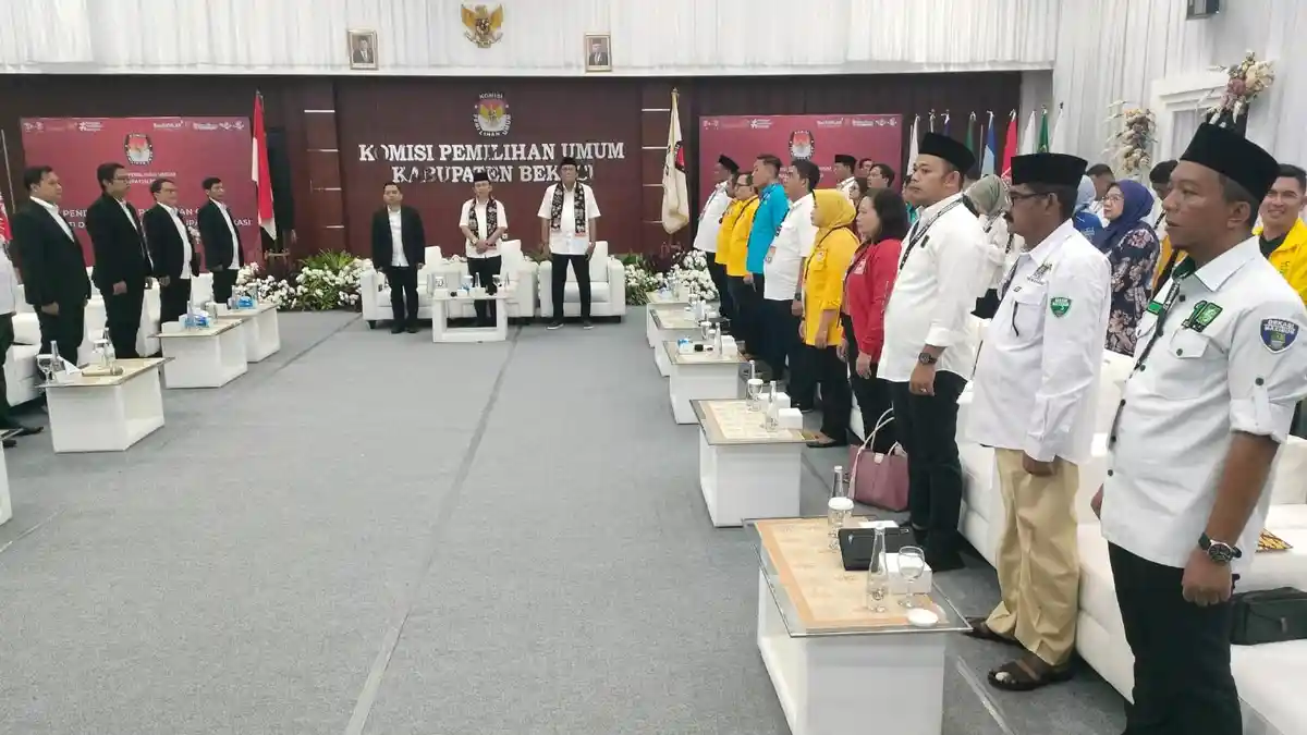 Daftar Pilbup Bekasi, Dani Ramdan-Romli Diantar Komunitas Ojol, Seniman dan Disabilitas