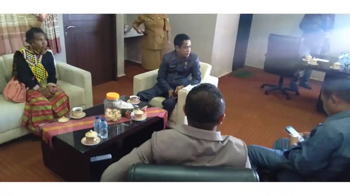Marcu : Harus Ada Sanksi Tegas Untuk Ketua RT dan Sekertaris Desa Fatumnasi