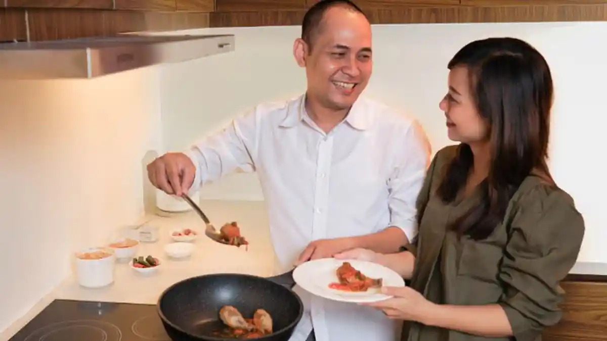 Kitchen Express Shangri-La Hotel Surabaya, Layanan untuk Santap Menu ...