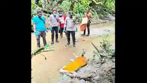 jenazah-di-kali-TB.jpg