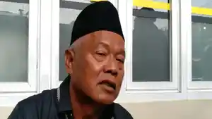 yai-mim-diperiksa-untuk-ditahan.jpg