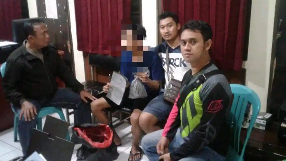 Nekad Jualan Obat Mercon Lewat Facebook, Begini Nasib Warga Kebumen Ini