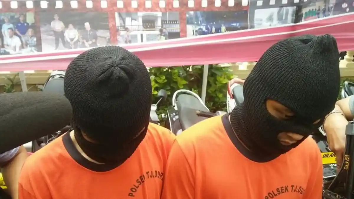 Polisi Ringkus Komplotan Pencuri Sepeda Motor yang Beraksi Gunakan Senjata Api