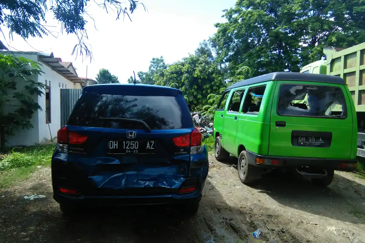 Ditabrak Mobil yang Baru Saja Ditilang, Disetir Anggota Lantas Polda NTT