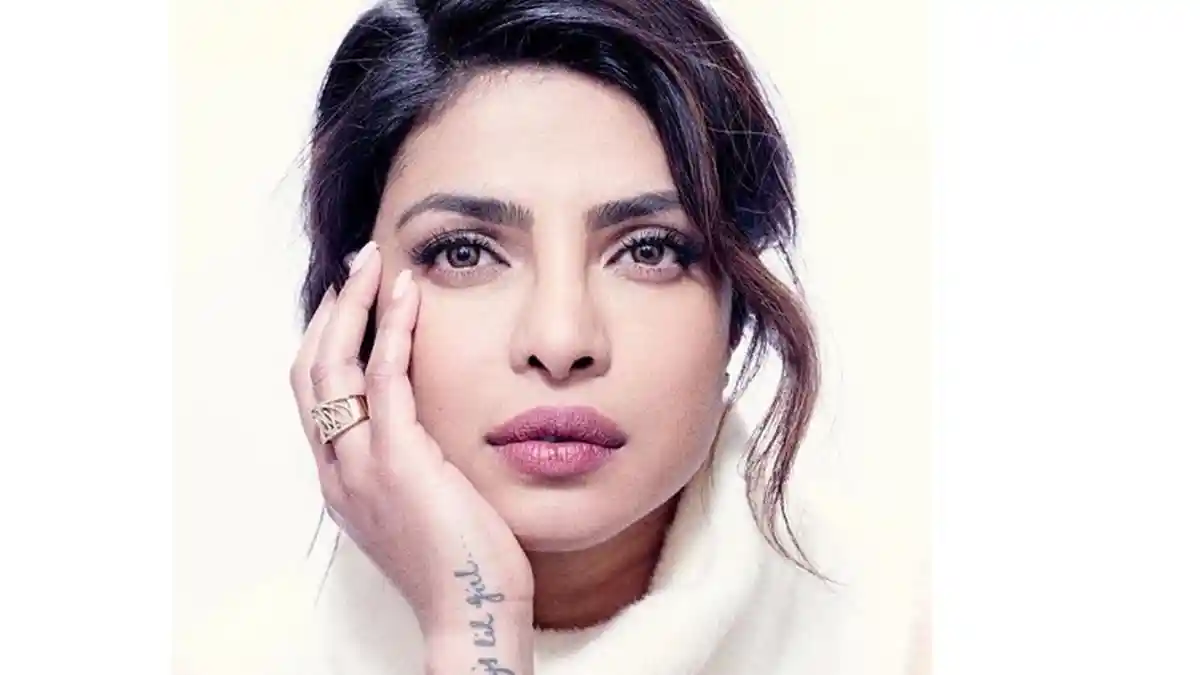 (Foto) Deretan Pesona Kecantikan Priyanka Chopra yang Tengah Dibully Warga India, Ugh lala