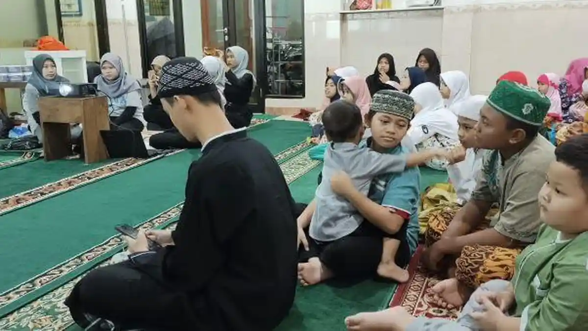 Perguruan Tinggi Miliki Tanggung Jawab Bantu Pendidikan Gratis Warga Tak Mampu