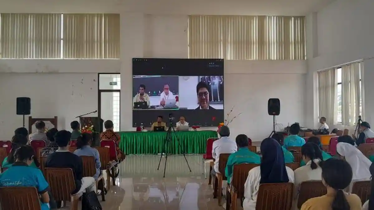 800 Mahasiswa FKIP Unika Ruteng Ikut Seminar Nasional Hari HAM Internasional