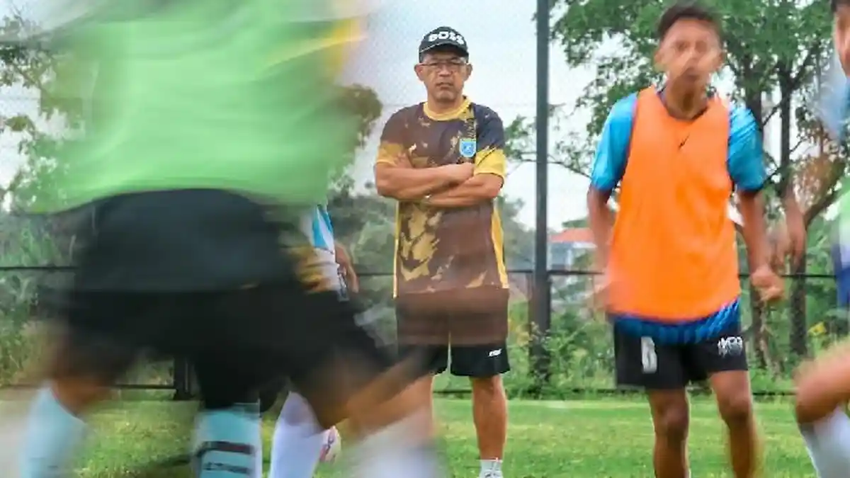 Aji Santoso Sambut Positif Format Baru Liga 2: Semakin Banyak Pertandingan, Kualitas Akan Kelihatan