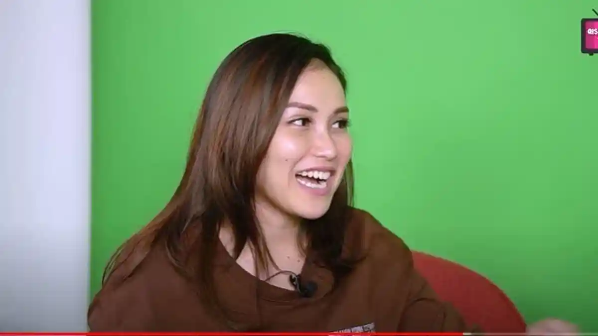 Ulah Ivan Gunawan Buat Ayu Ting Ting Kesal: Padahal ketemu tiap hari
