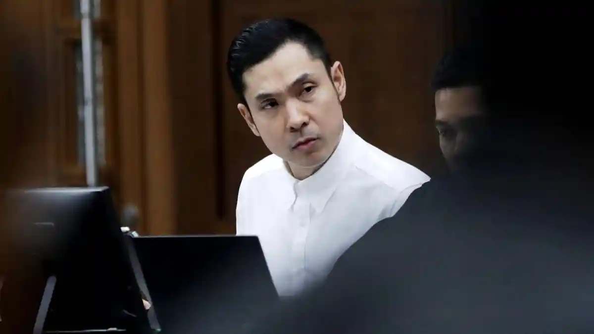Rugikan Negara Rp 300 T Bersama-sama, Harvey Moeis Cuma Divonis 6,5 Tahun