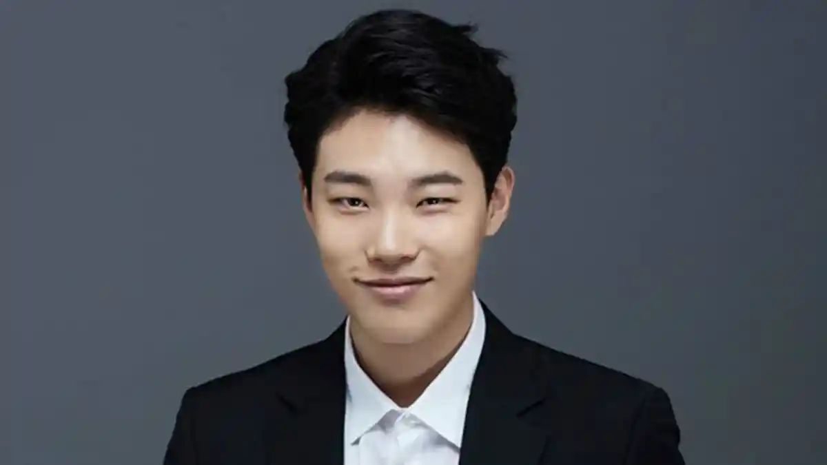 Ryu Jun Yeol - 6 Fakta Menarik Kekasih Hyeri Girl's Day yang Langsung Curi Perhatian