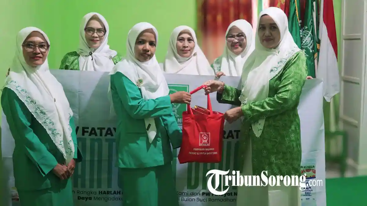 Peringati HUT Ke-75, Fatayat NU Papua Barat Daya Santuni Dhuafa di Sorong
