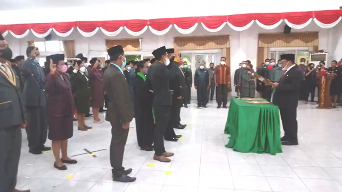 Bupati Simon : Pemerintahan di Malaka Cuma Satu Bupati Simon Nahak, Jangan Ada Bupati-Bupati Lain