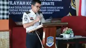 Imigrasi-Ternate-Gelar-Sosialisasi-DesaKelurahan-Binaan-dan-Serahkan-SK-Penetapan.jpg