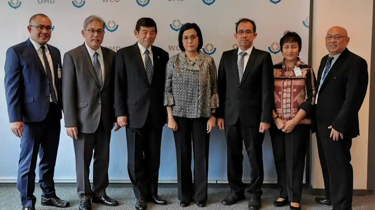 Bersama Menkeu, Dirjen Bea Cukai Adakan Pertemuan Bilateral dengan WCO di Belgia