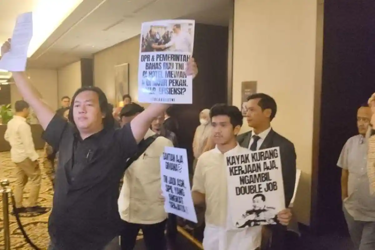 Abaikan Penolakan, DPR RI Berencana Sahkan UU TNI dalam Rapat Paripurna 20 Maret 2025