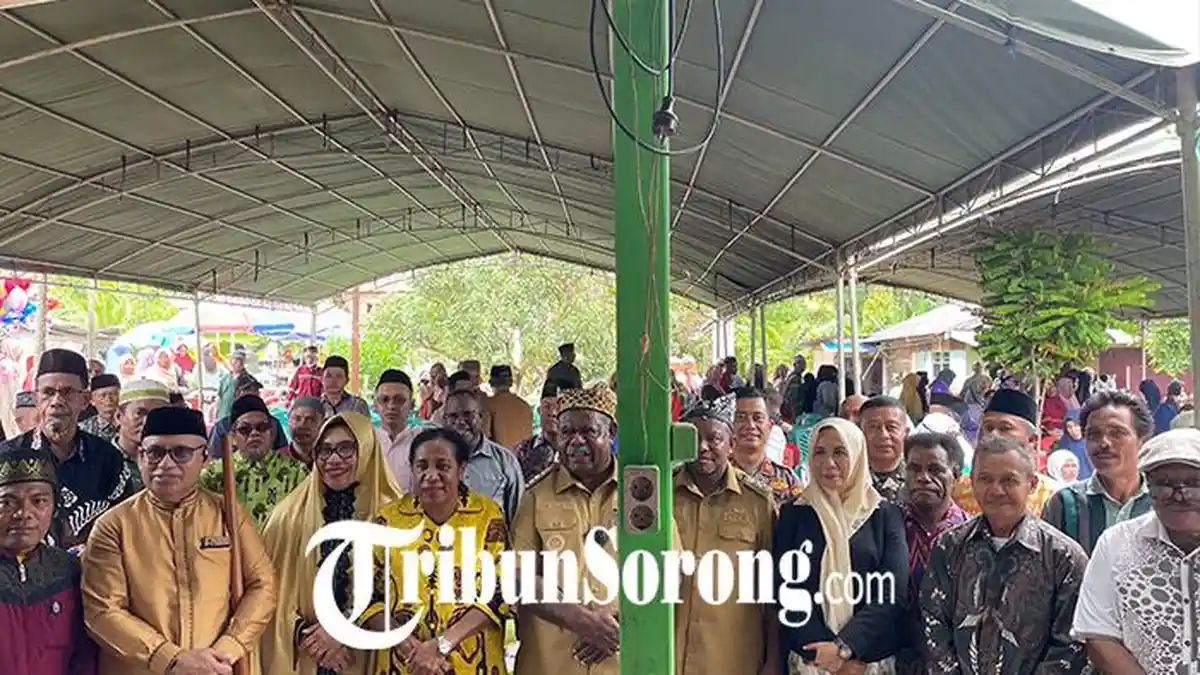 Gubernur Elisa Kambu Ajak Warga Papua Barat Daya Rajut Persatuan Lewat Halal Bihalal