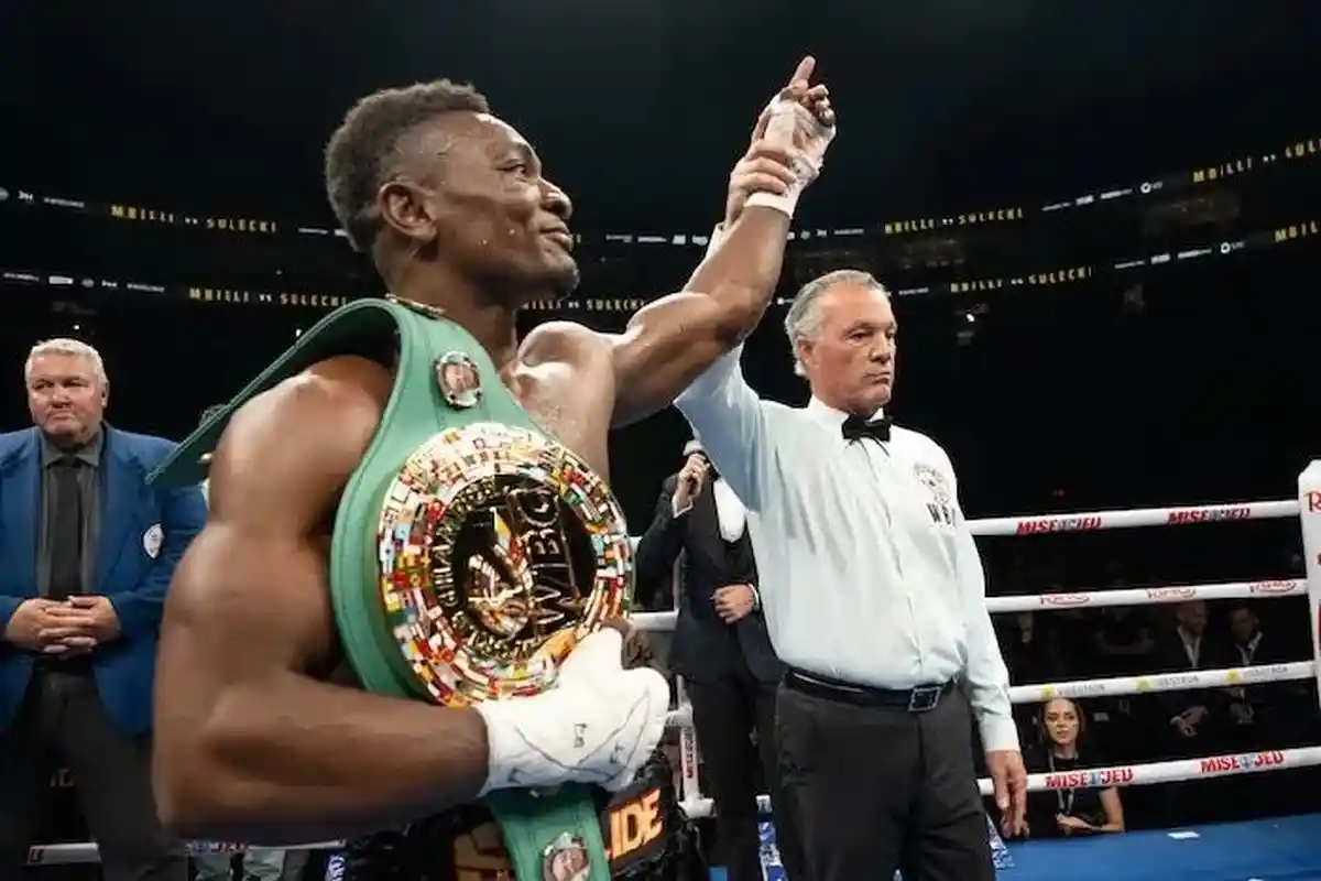 Hasil Tinju Dunia, Pertarungan Christian Mbilli dan Lester Martinez Berakhir Imbang