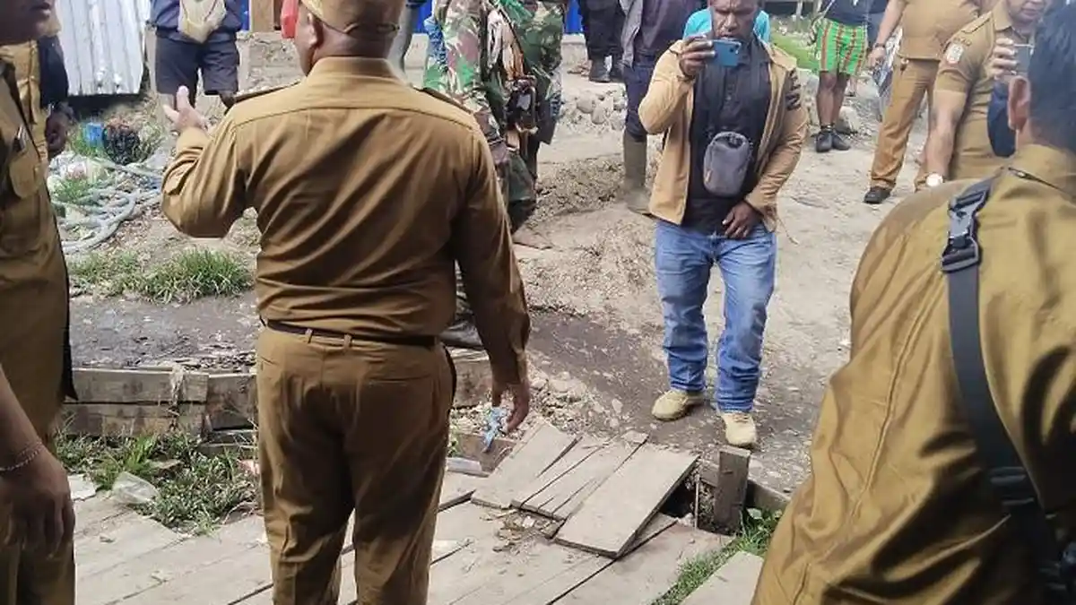 Pj Bupati Puncak dan TPID Sidak Pasar  Tradisional Ilaga, Pastikan Ketersediaan Pangan