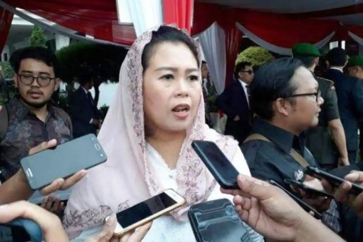 Tak Mau Disalahkan,Yenny Wahid Ngaku Saat Jadi Komisaris Utang Garuda Indonesia Sudah Rp 20 Triliun