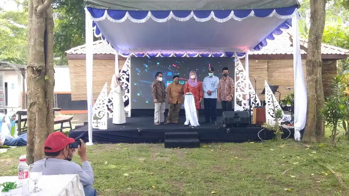 Didatangi Gusdur Lewat Mimpi, Yenny Wahid Buka Pesantren Programmer Khusus Perempuan di Sleman