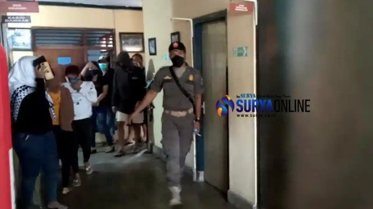 Ada 2 Perempuan dan 1 Laki-laki dalam Kamar Kos di Hari Valentine, Ngaku Cuma Tidur Bersama