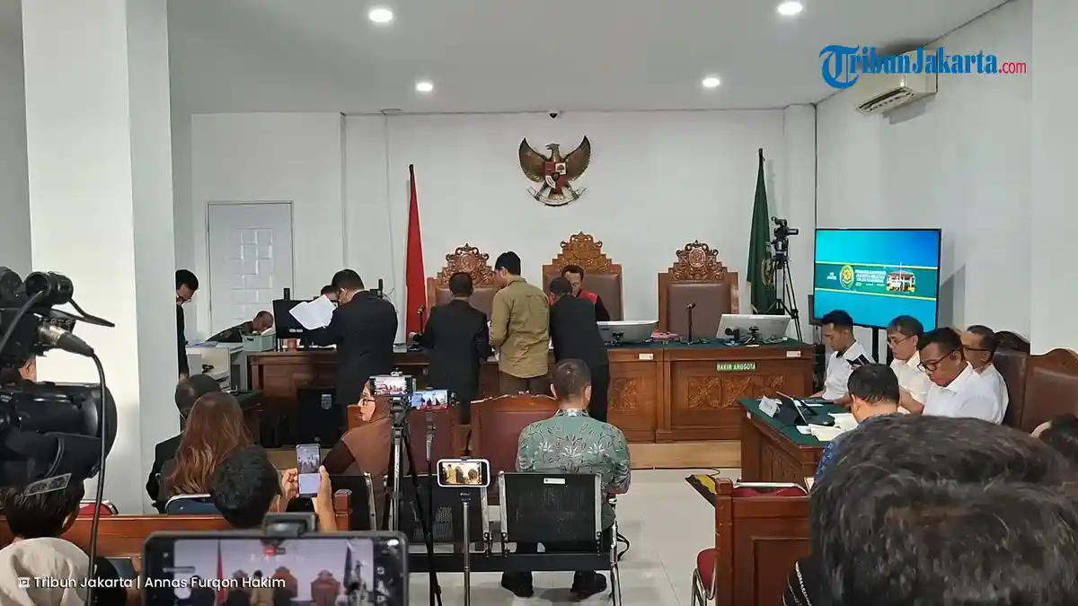 Sidang Praperadilan Roy Suryo di Pengadilan Negeri Jaksel, Polda Metro Hadirkan Ahli Hukum Pidana - Tribunjakarta.com