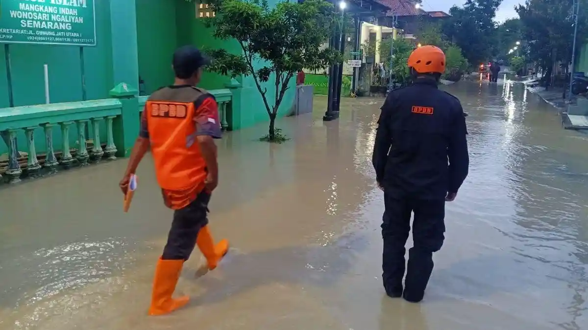 Hujan Tak Mereda, Ribuan Warga di Wilayah Barat Semarang Terdampak Banjir