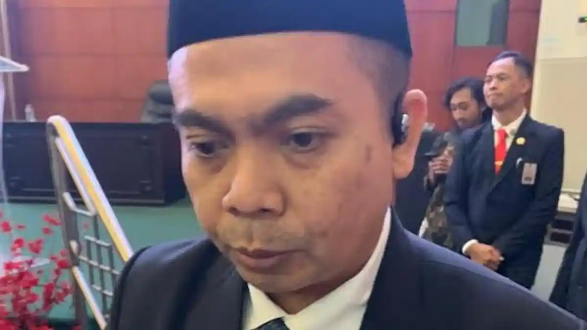 Video Viral 2 Oknum Pejabat Dindik Diduga Bermesraan, Anggota DPRD Jombang: Coreng Dunia Pendidikan
