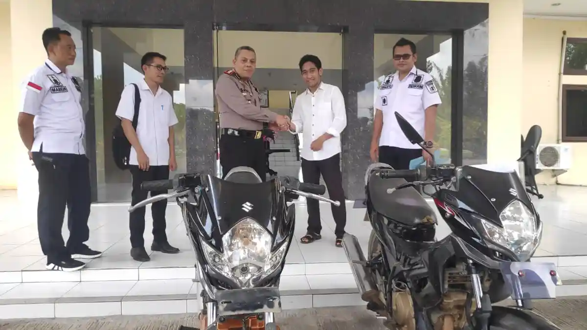 VIDEO - Kapolres Penajam Paser Utara Serahkan Barang Bukti Curanmor
