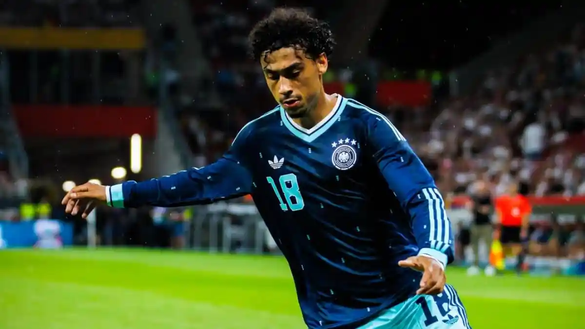 Profil Nathaniel Brown, Pemain Incaran Bayern Munchen yang ingin Ditikung Arsenal