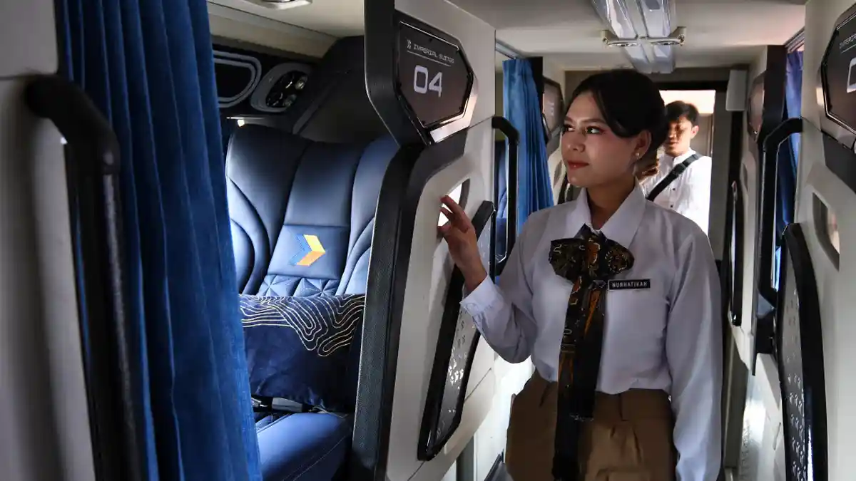 Sambut Libur Natal dan Tahun Baru Bus Damri Launching Double Decker Ada Sleeper Seat