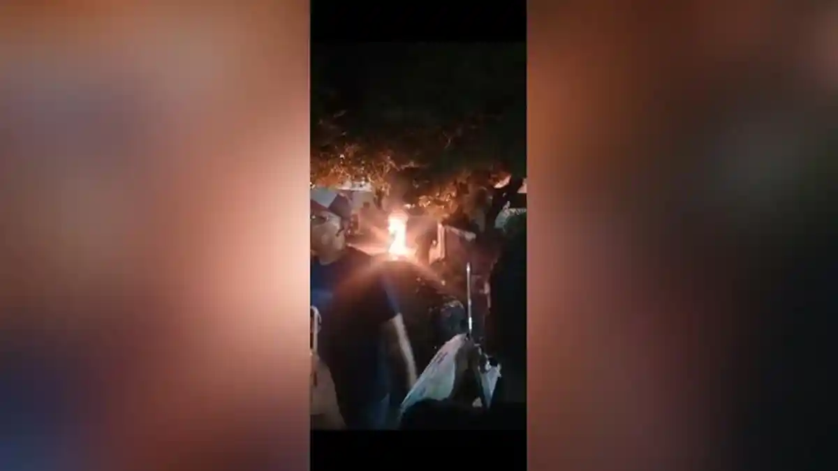 Sepeda Motor Terbakar di Jalan Yos Sudarso Belitung