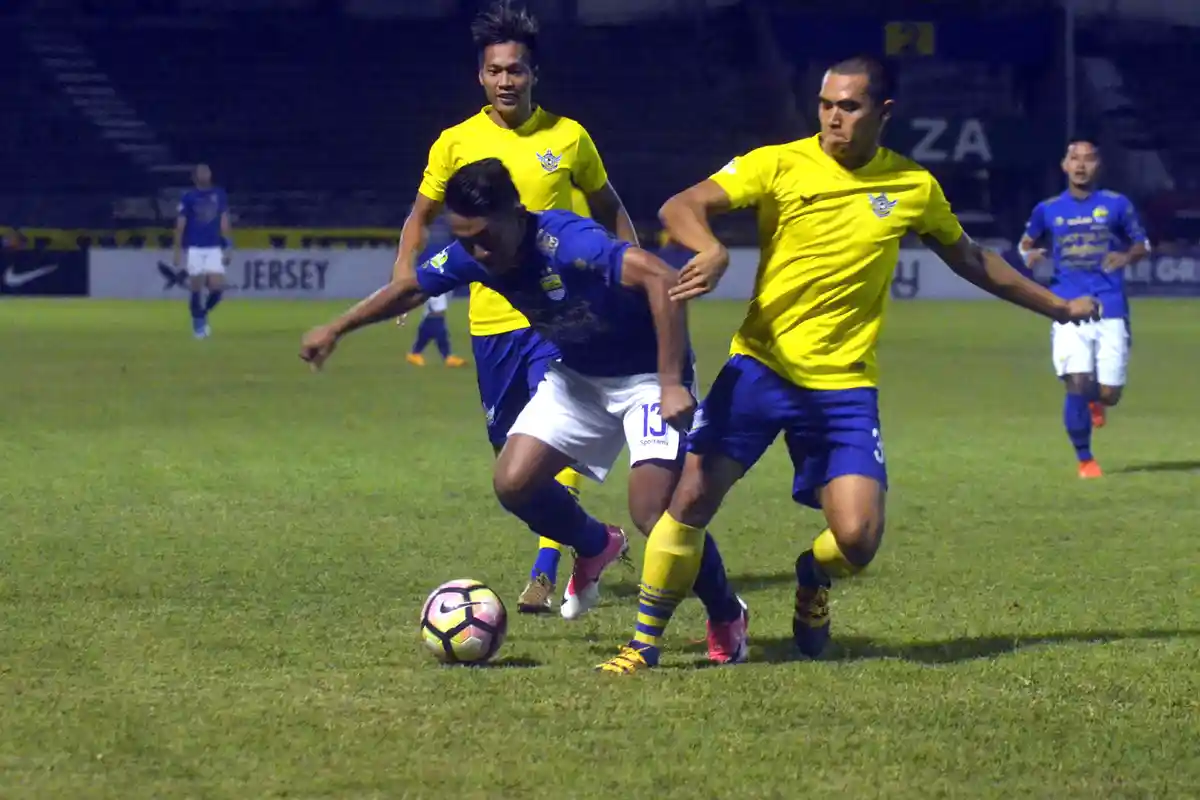 Amukan Suporter Bikin Persegres Akan Datangkan Marquee Player