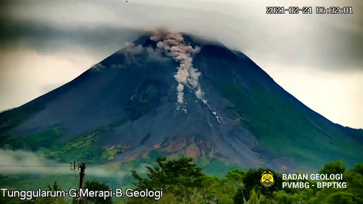 UPDATE Gunung Merapi : Asap Kawah Teramati Setinggi 50 M Hari Ini, Rabu 24 Februari 2021