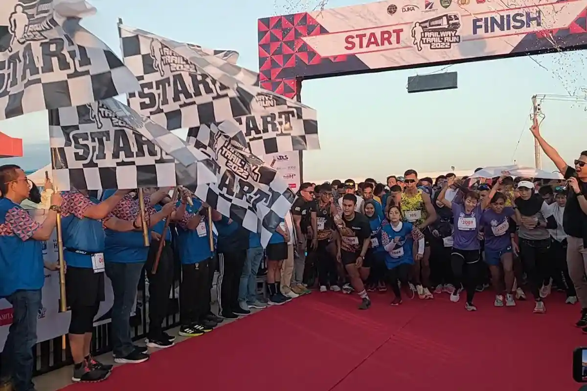 BPKA Sulsel Sosialisasi Rencana Pengoperasian Kereta Api Lewat Rail Way Trail Run 8 Km