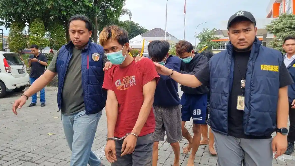 Komplotan Maling Trafo Aksi Di Gresik Dan Madura Diringkus, Nyamar Petugas PLN 