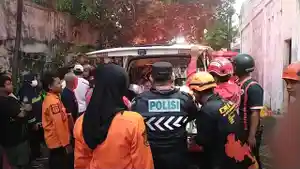 kebakran-di-gudang-sepeda-surabaya-tewaskan-lansia.jpg