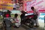 suasana-sertvis-dan-ganti-oli-gratis-di-graha-tribun-sumsel-rabu-1022016_20160210_121855.jpg