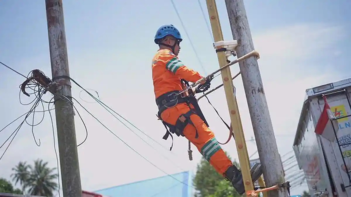 Cuaca Ekstrem Diprediksi Masih Berlanjut, PLN Berikan Tips Terhindar dari Bahaya Kelistrikan