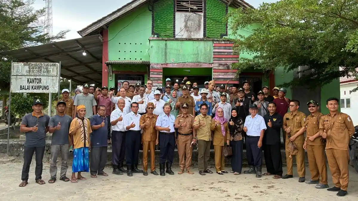 Dari Petani Biasa hingga Anggota DPRD Daftar Jadi Mitra Tebu SGC