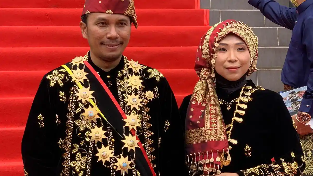Ketua DPRD Provinsi Jambi Hadiri Pemberian Gelar Adat Kajagung dan Mendagri