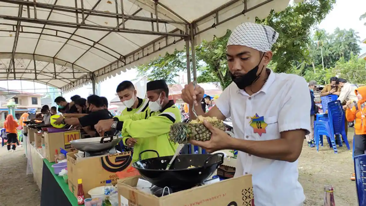 Jelang Hari Ibu 2021, Suami Ikut Lomba Masak Buat Istri Bikin Warga Heboh