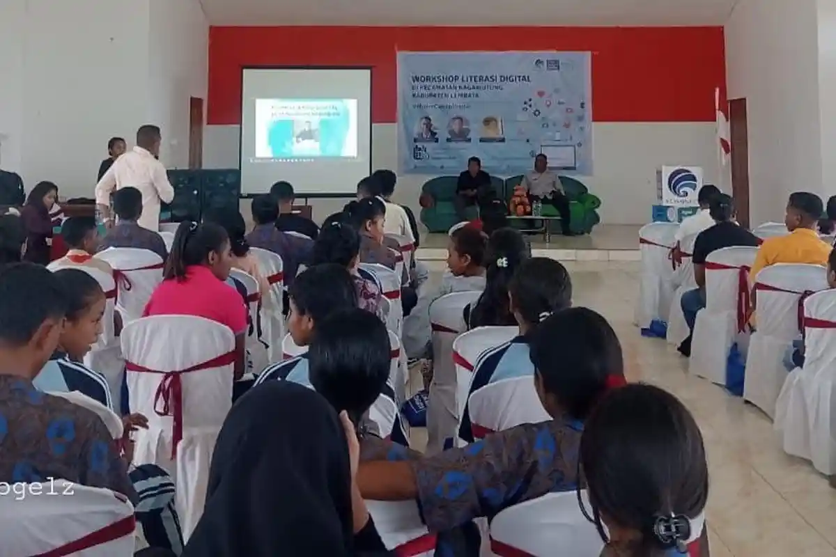 Kominfo Gelar Workshop Literasi Digital di Nagawutung - Lembata Ajak Warga Bijak Medsos