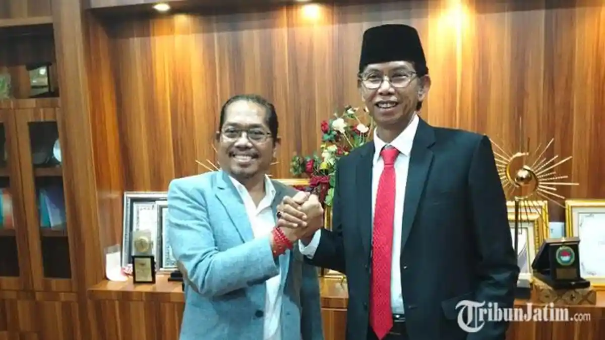 Paripurna Perdana DPRD Surabaya Usulkan 7 Fraksi, Adi Sutarwijono: Konektivitas Harus Terus Terjalin