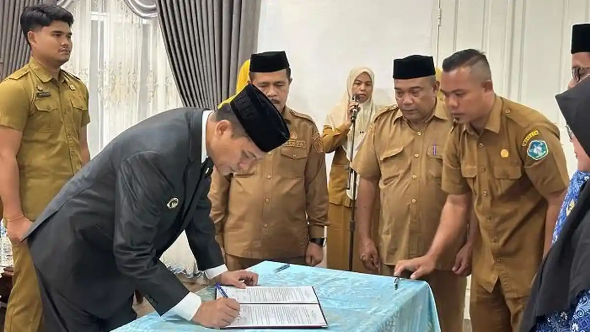 Lantik Kepala Sekolah, Bupati Aceh Selatan Tekankan Berantas Bullying