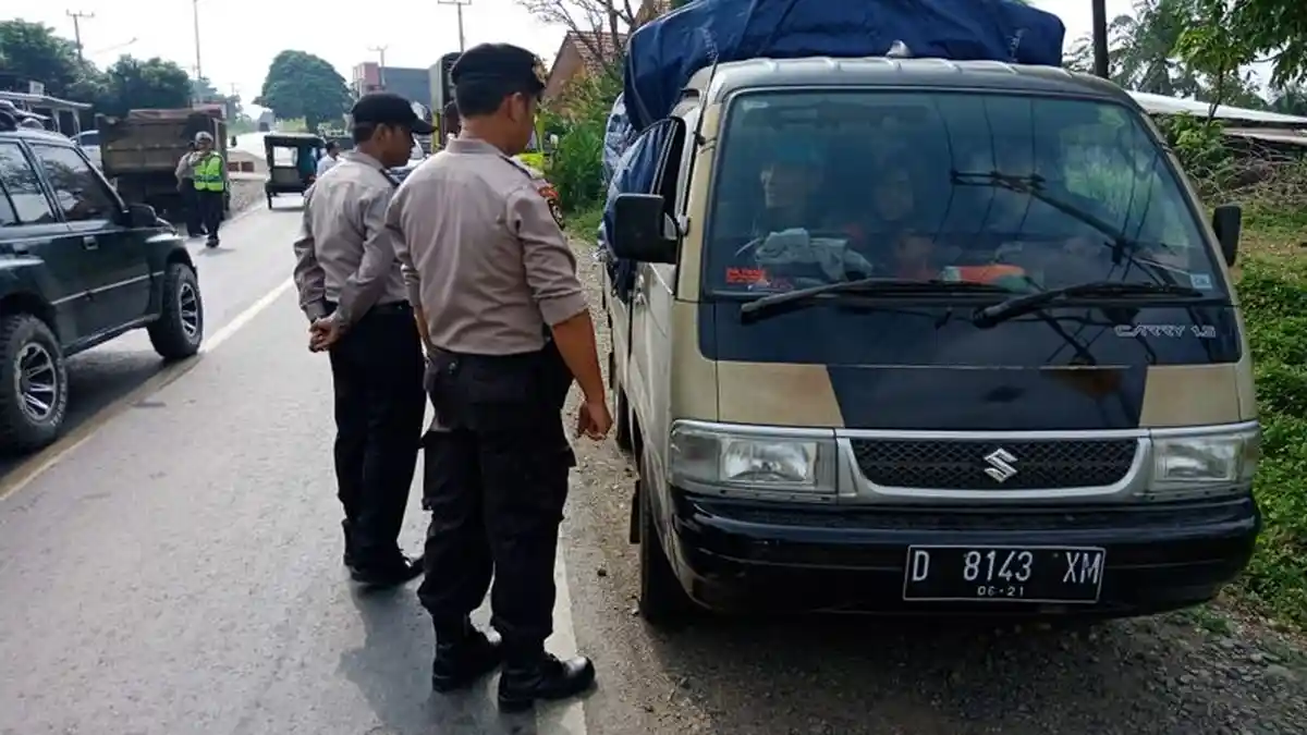 Polsek Tebingtinggi, Kabupaten Empatlawang Rutin Razia Kendaraan Bermotor