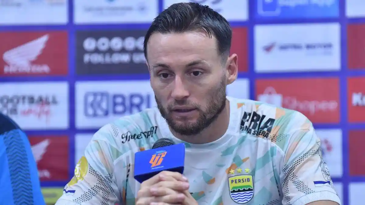 Big Match Liga 1 Persis vs Persib: Marc Klok Jelaskan Optimisme dan Kewaspadaan Maung Bandung