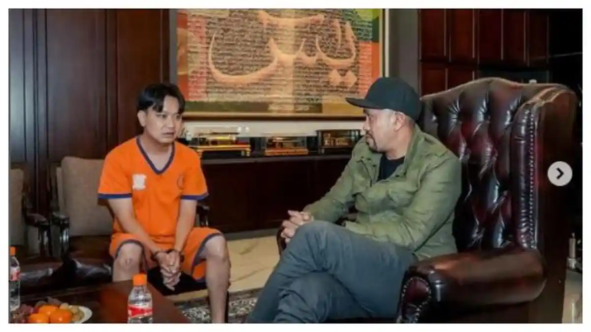 Bertemu Ahmad Sahroni, Begini Tampang Ivan Sugiamto saat Berbaju Tahanan dan Diborgol