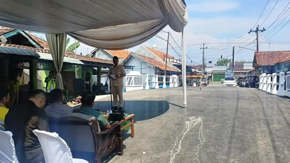 Bupati Faiz Resmikan Jembatan Pasar Warungasem Batang, Rekonstruksi Selesai Cuma 70 Hari